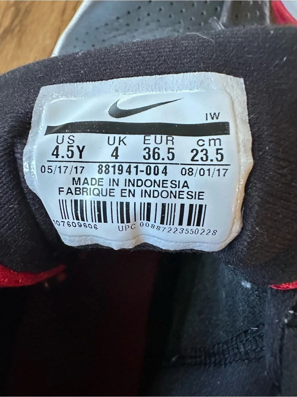 Nike Team Hustle d8